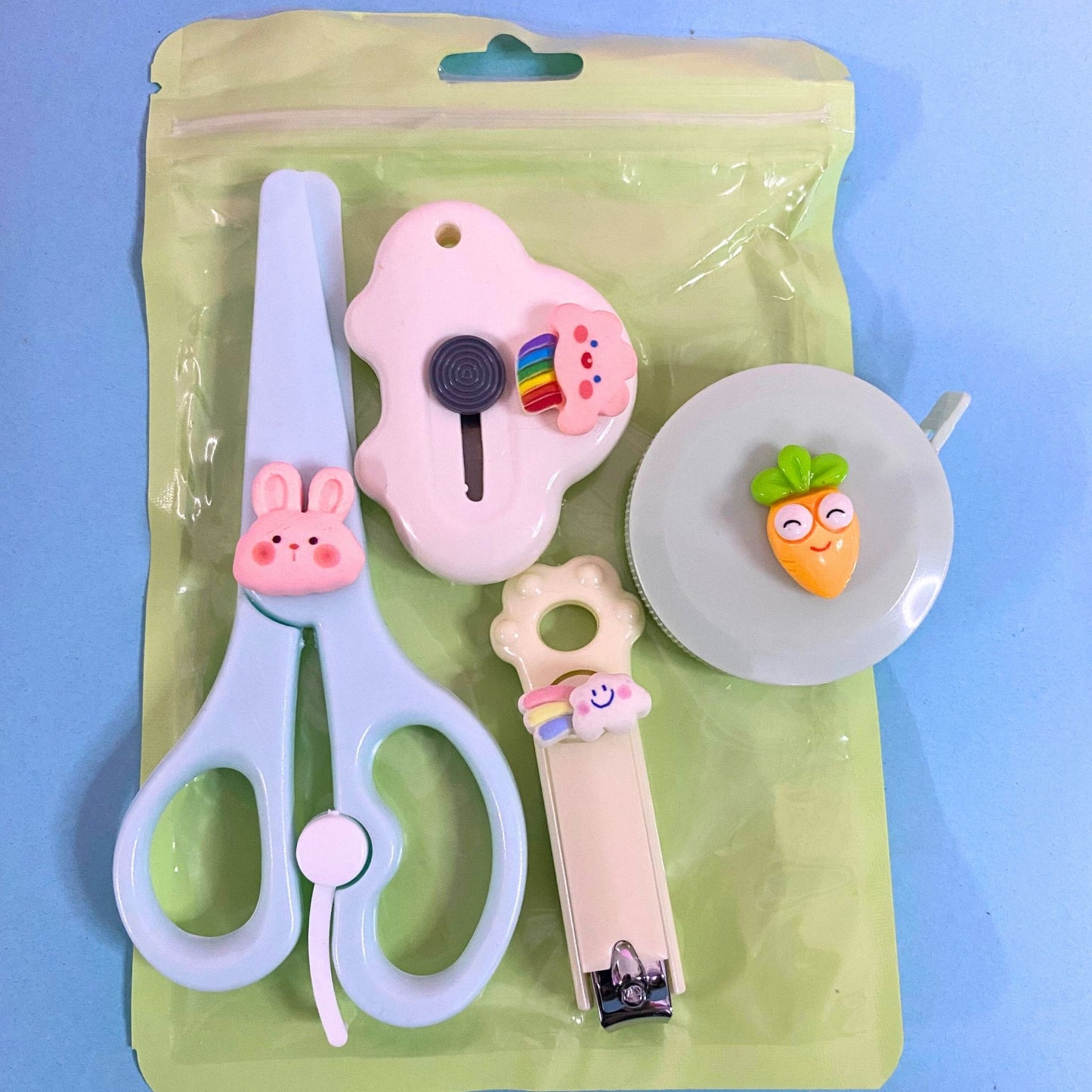 Adorable scissor sets