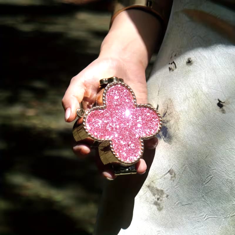 Clover Stoned Clutch